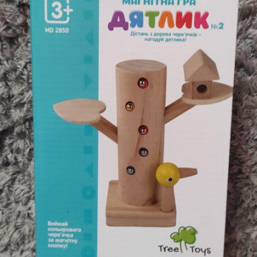 The Worms and the Woodpecker like new educational toy