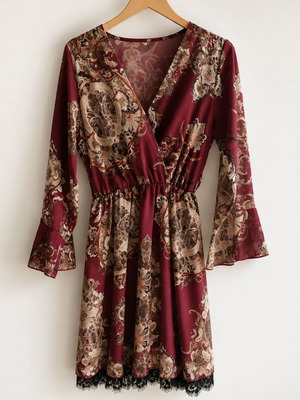 Bojo Floral Dress like new with lace and patterns