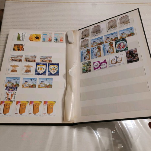 Stamp collection used, 2 albums Greek and foreign
