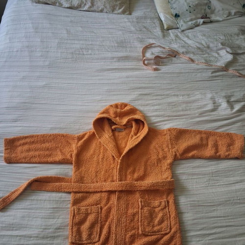Children's bathrobe orange used, unisex, size 4-6 years
