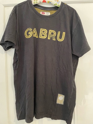 T-shirt Gabru από βαμβάκι, μεταχειρισμένο, μαύρο ξεθωριασμένο, μέγεθος M
