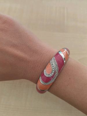 Colorful bracelet with stones like new
