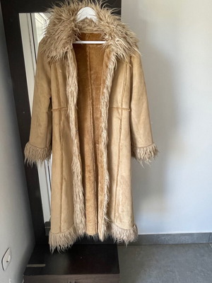 Leather coat with fur lining like new, size small-medium, beige