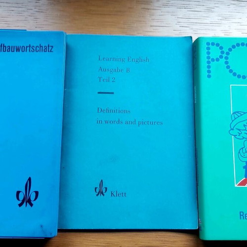 Set of 3 German books like new for foreign language learning