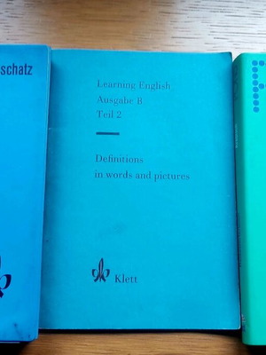 Set of 3 German books like new for foreign language learning