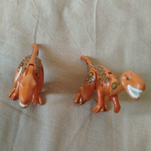 Playmobil Velociraptor figures like new, set of two