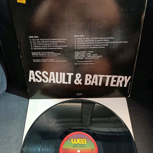 Rose Tattoo Assault & Battery record used, metal