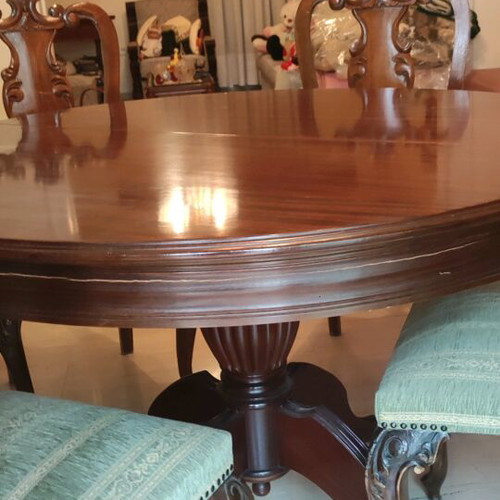 Dining set used for living room