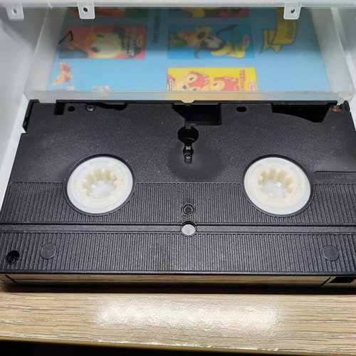 Disney Pluto Forever VHS tape like new, dubbed