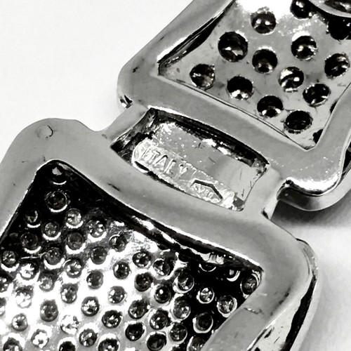 Cross 18k with diamonds new, 5x7 cm, 18 karat white gold