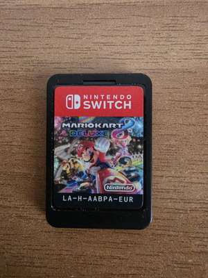 Mario Kart 8 Deluxe Nintendo Switch παιχνίδι σαν καινούργιο, μόνο κασέτα