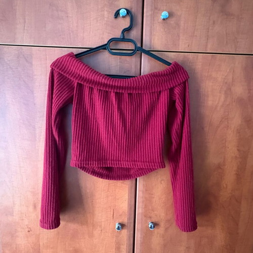 Set of flared pants and off-shoulder blouse like new, burgundy