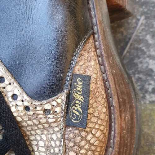 Buffalo vintage 90s/Y2K leather boots used, black with snake detail
