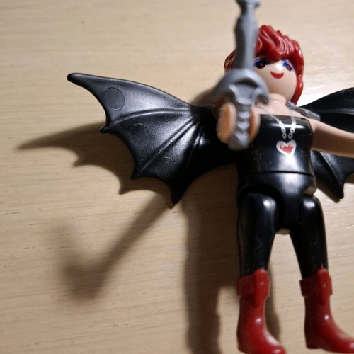 Playmobil figure woman bat like new