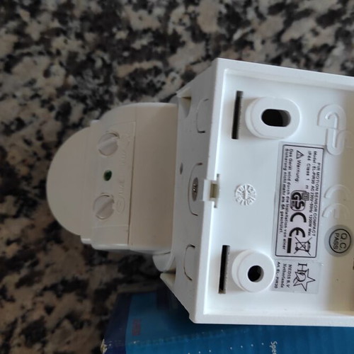 Wired Motion Sensor EL-PIR30 180° Coverage, 6m Range, New