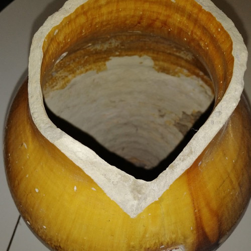 Vintage broken ceramic kioupi from 1940s