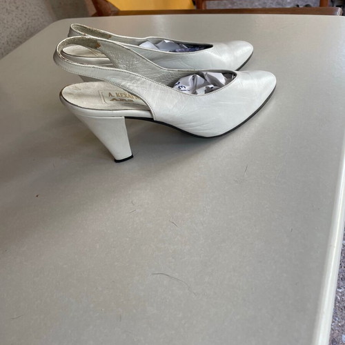 Leather bridal shoes size 38 like new, white pumps