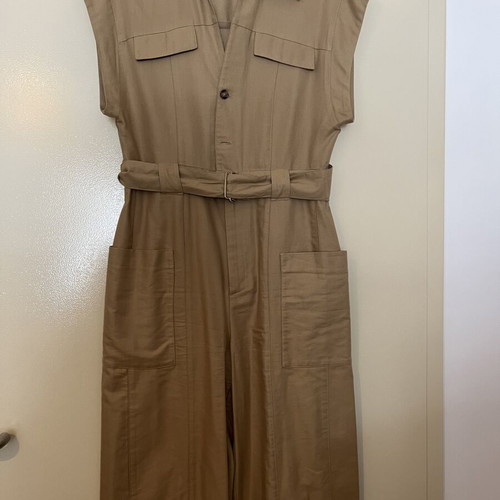 Zara jumpsuit beige camel, like new, size M