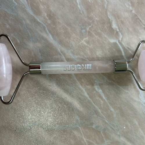 Facial massage tool of rose quartz new