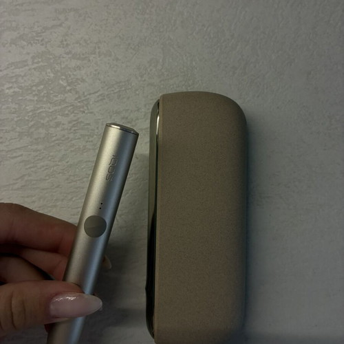 Iqos Iluma heated device