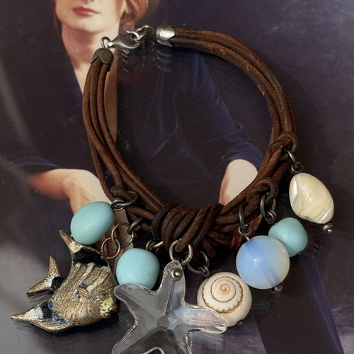 Bracelet with silver clasp and semi-precious stones like new, length 19 cm