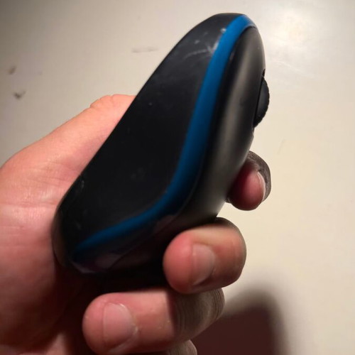 Logitech M185 wireless mouse used, black and blue