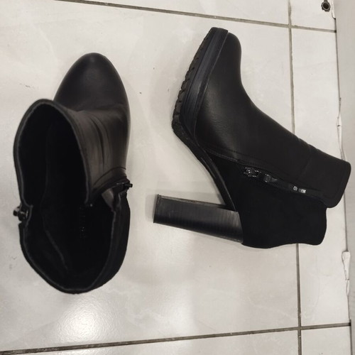 Celebrity black ankle boots like new, size 40, thick 10 cm heel