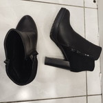 Celebrity black ankle boots like new, size 40, thick 10 cm heel