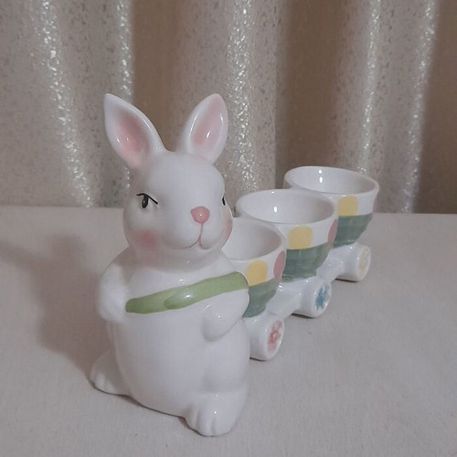 Easter Ceramic Egg Holder Bunny with 3 Slots New