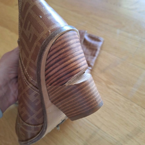Fendi cowboy boots like new, brown, size 40-41