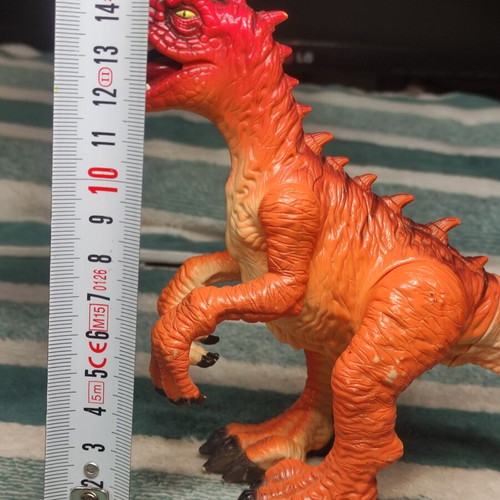 Mattel Jurassic Park 2003 Velociraptor figure used