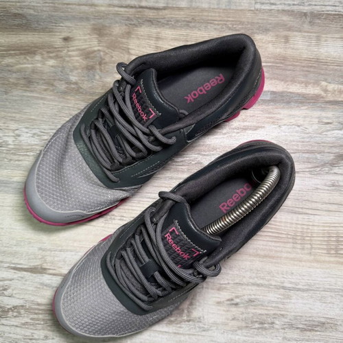 Reebok ZigTech women's running sneakers grey mesh pink sole US 7.5 EU 38