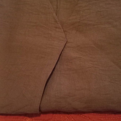 Women's blouse in olive color like new, size L