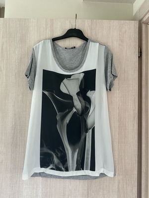 Zara t-shirt like new, size S, multicolor with black and white print