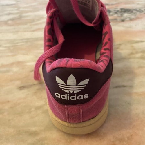Adidas Superstar Fuchsia Suede athletic shoes size 37.5 used