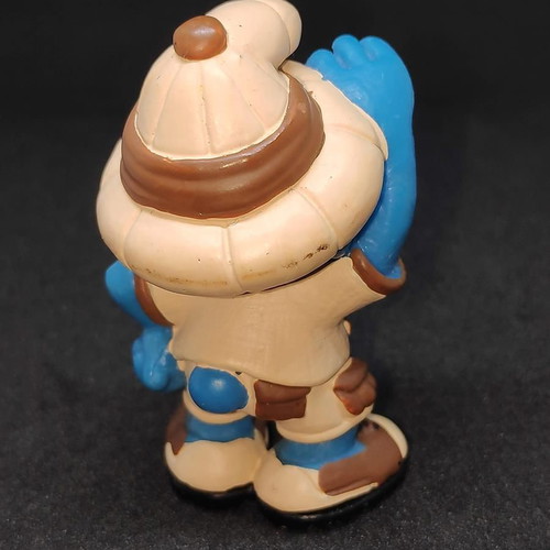 Smurf Explorer Schleich figure like new