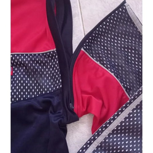 Children's sportswear set like new with detachable sleeves blue