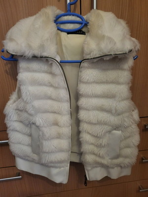 Fur vest with leather details like new, white