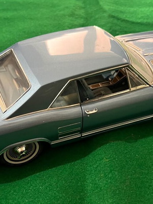 Riviera 1:18 μεταχειρισμένο, σε καλή κατάσταση, χωρίς μπροστινό προφυλακτήρα