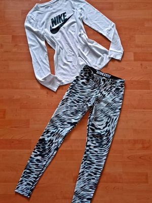 Nike оригинален спортен сет като ново, бял и сив, размер S