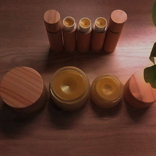 Lip Balm new with natural ingredients and bamboo case