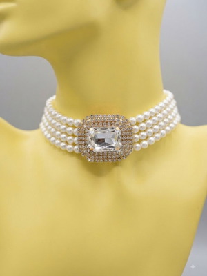 Pearl necklace
