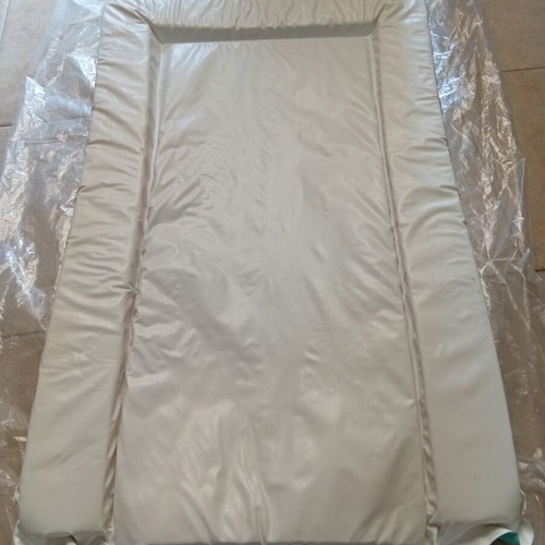Padded baby changing mat like new