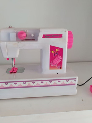 Children's sewing machine used