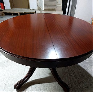 Τραπέζι ροτοντα σε ξύλο μαονι με διάμετρο 1.20 και 2 προεκτάσεις 40 εκατοστών.