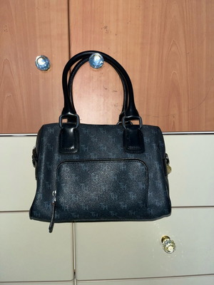 Tommy Hilfiger handbag used, blue black with inner pockets