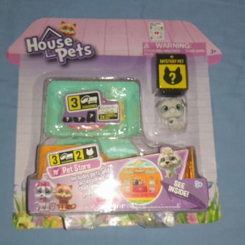 House Pets Pet Store new pet toy