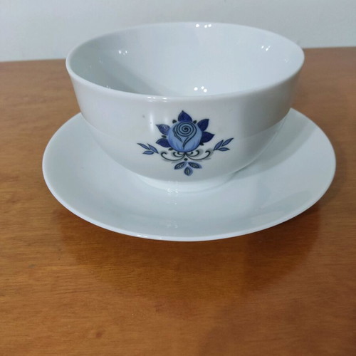 Winterling porcelain sauce boat like new