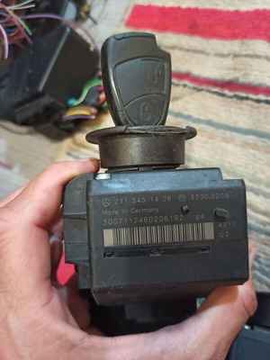 Key Ignition Switch for Mercedes E Class W211 used