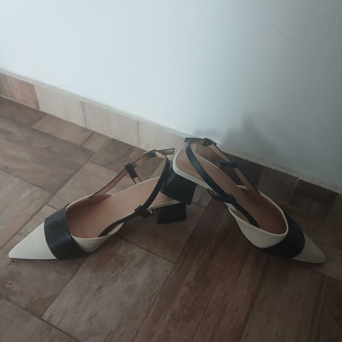 Low heel women's shoes size 37, black and beige